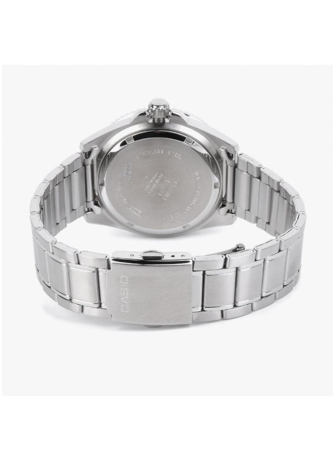 Casio MDV-107D-5A Analog Stainless Steel Strap Watch For Men - Image 3