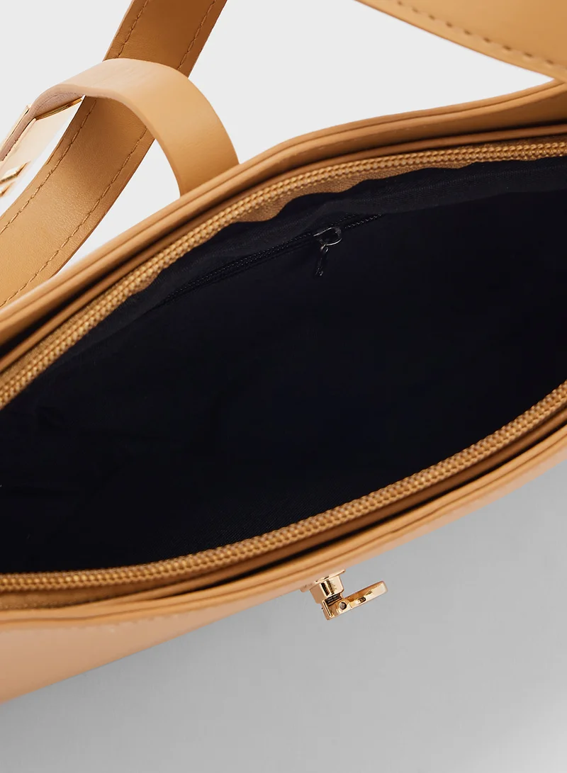 ايلا Trim Detail Shoulder Bag