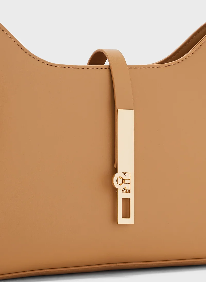 ايلا Trim Detail Shoulder Bag