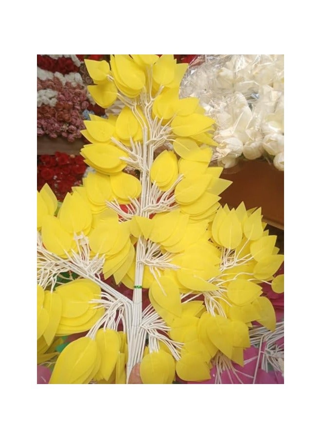 Artificial plants that look natural. The Benjamina plant gives a natural beauty to the place. Suitable for homes, hotels, companies, cafes, schools and nurseries.