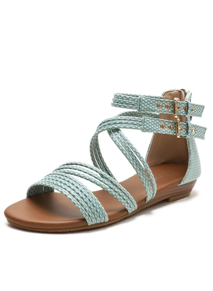 KUYING Sandals Are A Versatile Summer Item