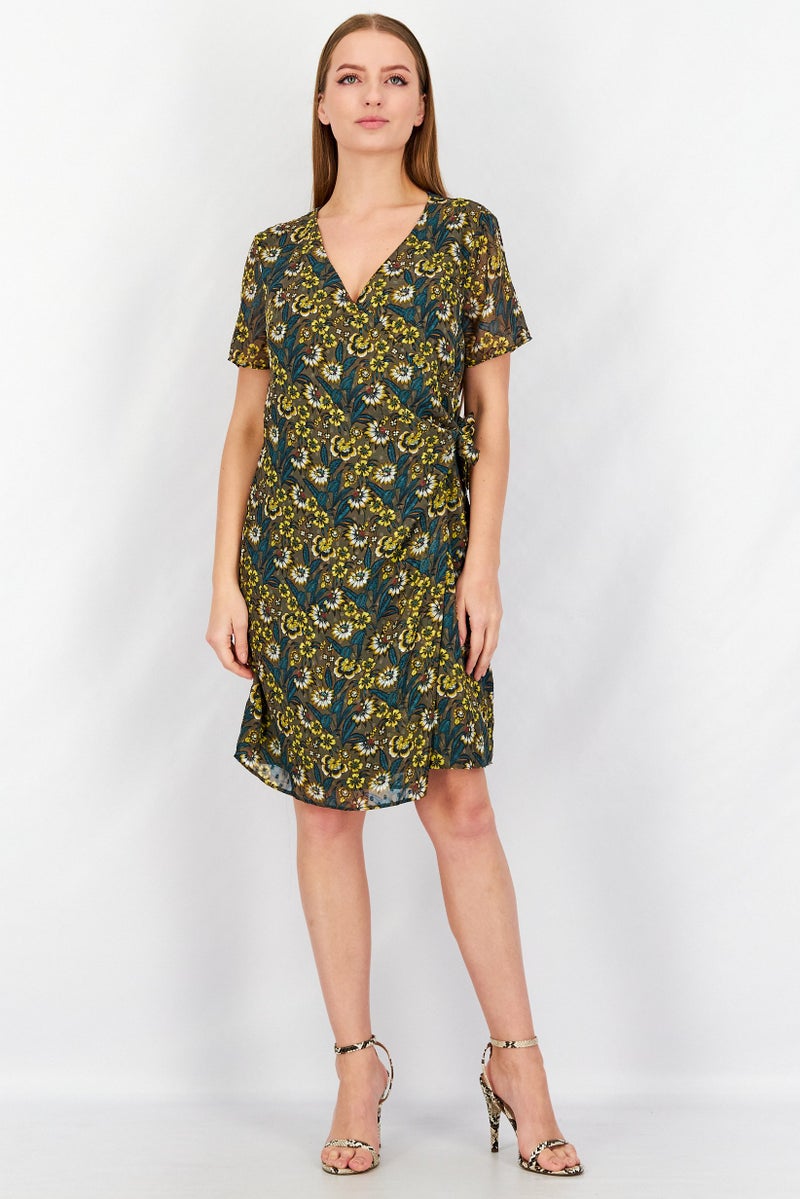 One Step Women Floral Short Sleeve Midi Wrap Dress, Dark Green Combo - Image 3