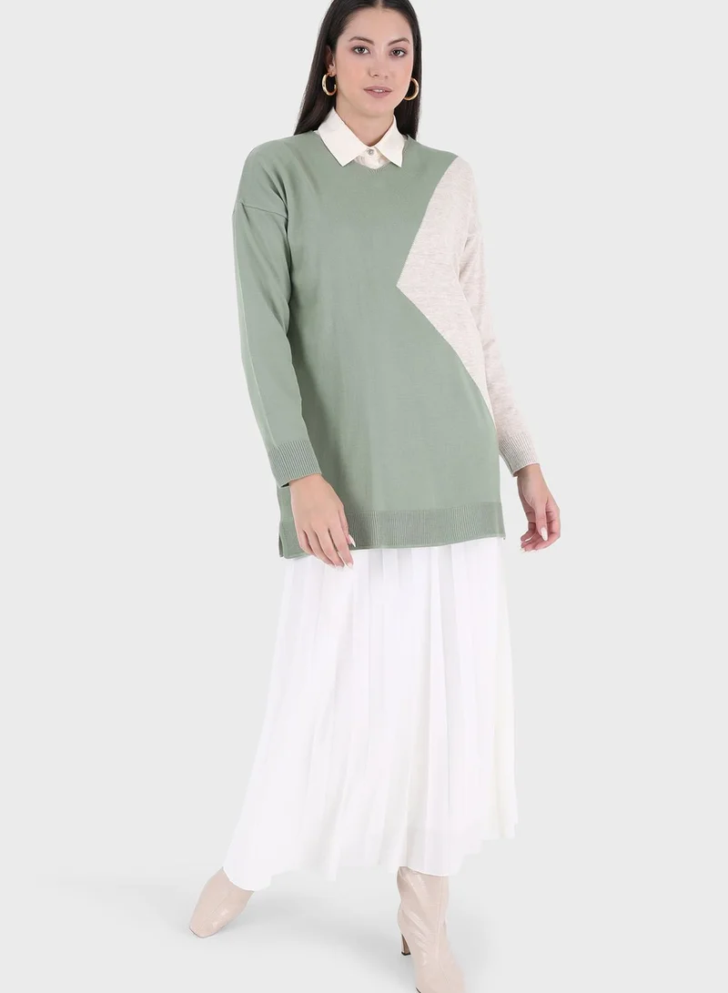 Tavin by Modanisa Contrast Detail Knitted Sweater