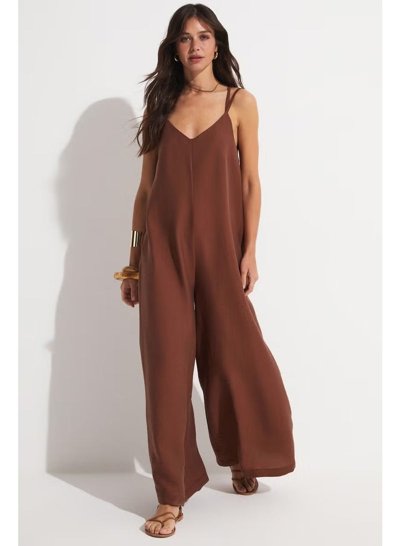 JUNE Back Detailed Jumpsuit - Image 2