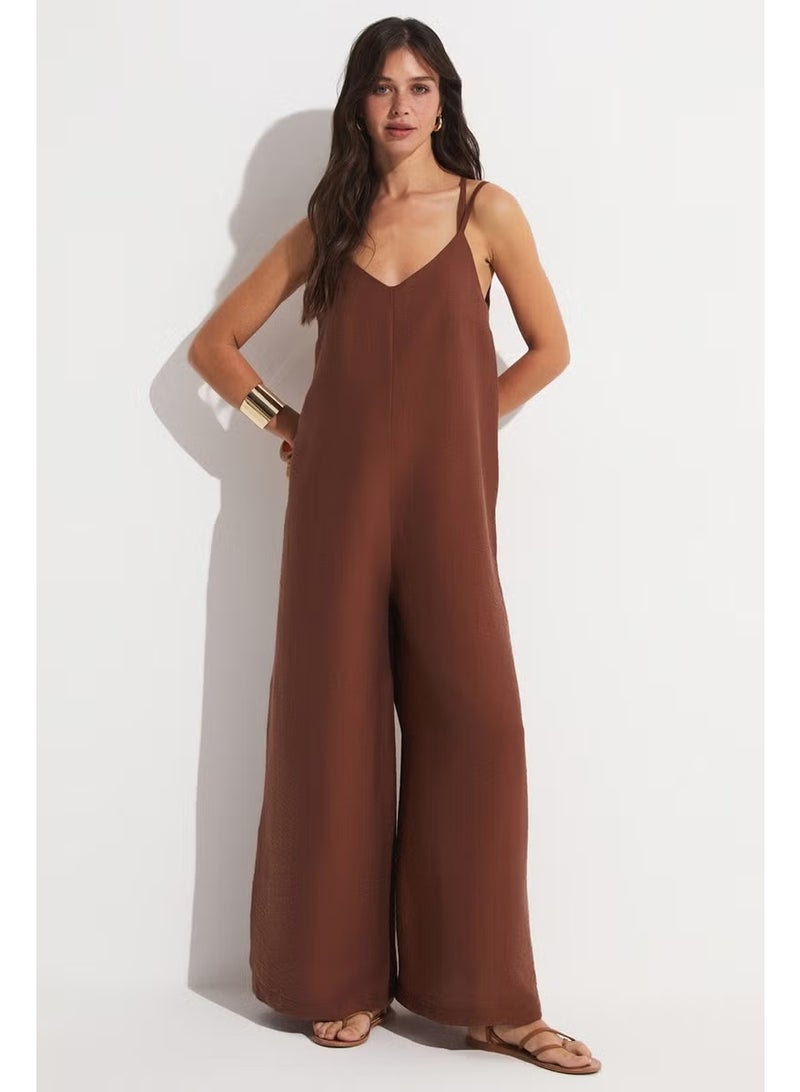 JUNE Back Detailed Jumpsuit - Image 1