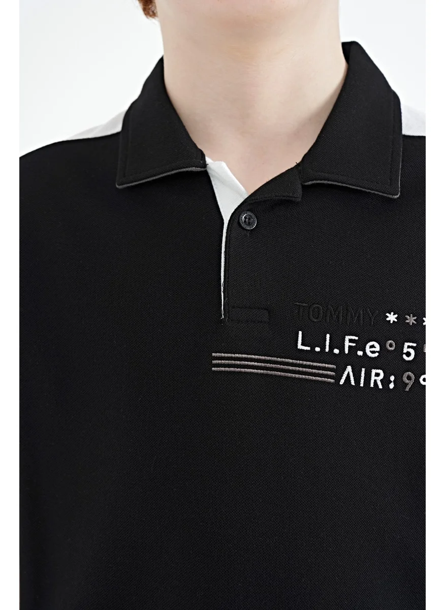 تومي لايف Black Color Block Shoulder Garni Detailed Standard Size Boy T-Shirt - 11155