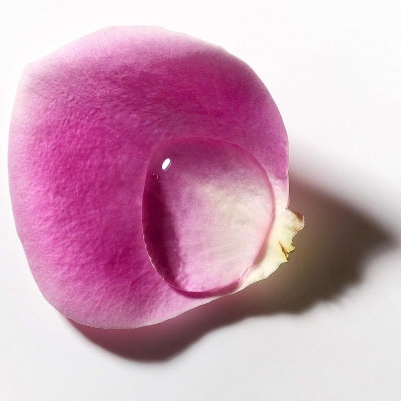 Olay مناديل إزالة المكياج من أولاي، مناديل وجه يومية، ماء الورد، 25 قطعة، 3 عبوات - Image 2