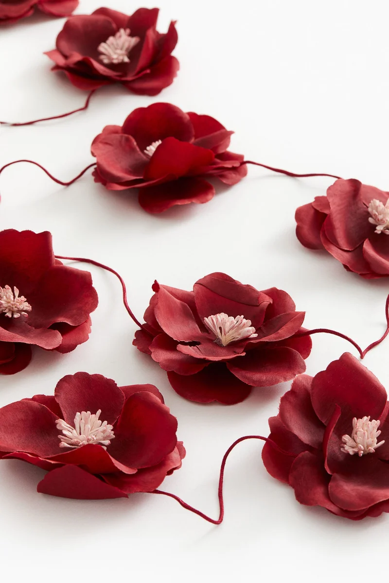 H&M Flower garland