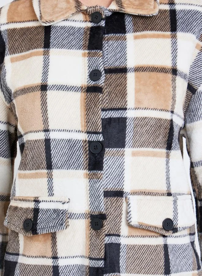 تايك تو معطف طويل بأزرار وياقة كلاسيكية بنقشة مربعات