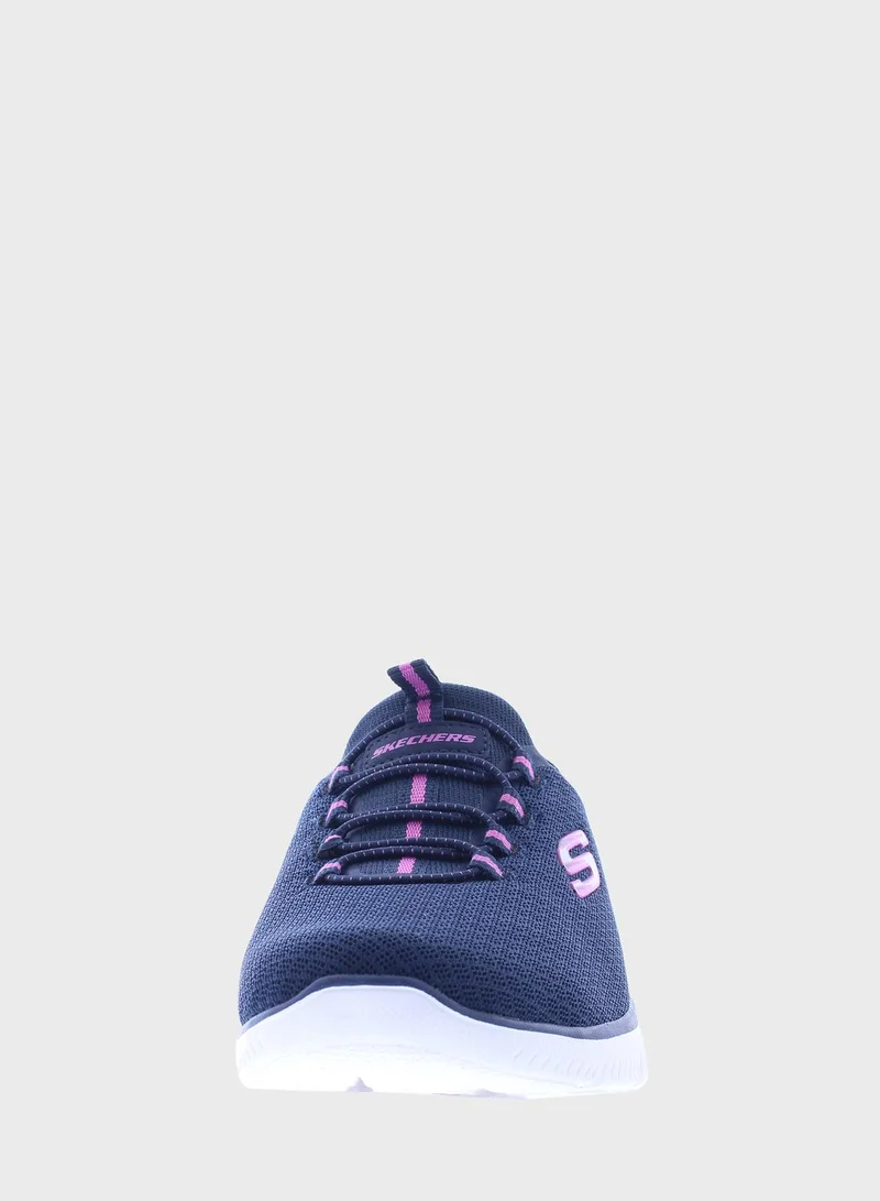 SKECHERS Summits