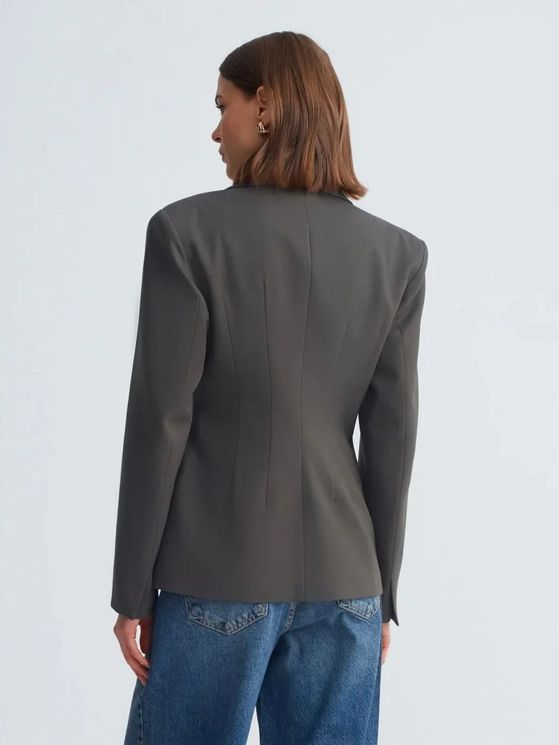 ديلفين Dilvin Fitted Crepe Blazer With Shawl Collar