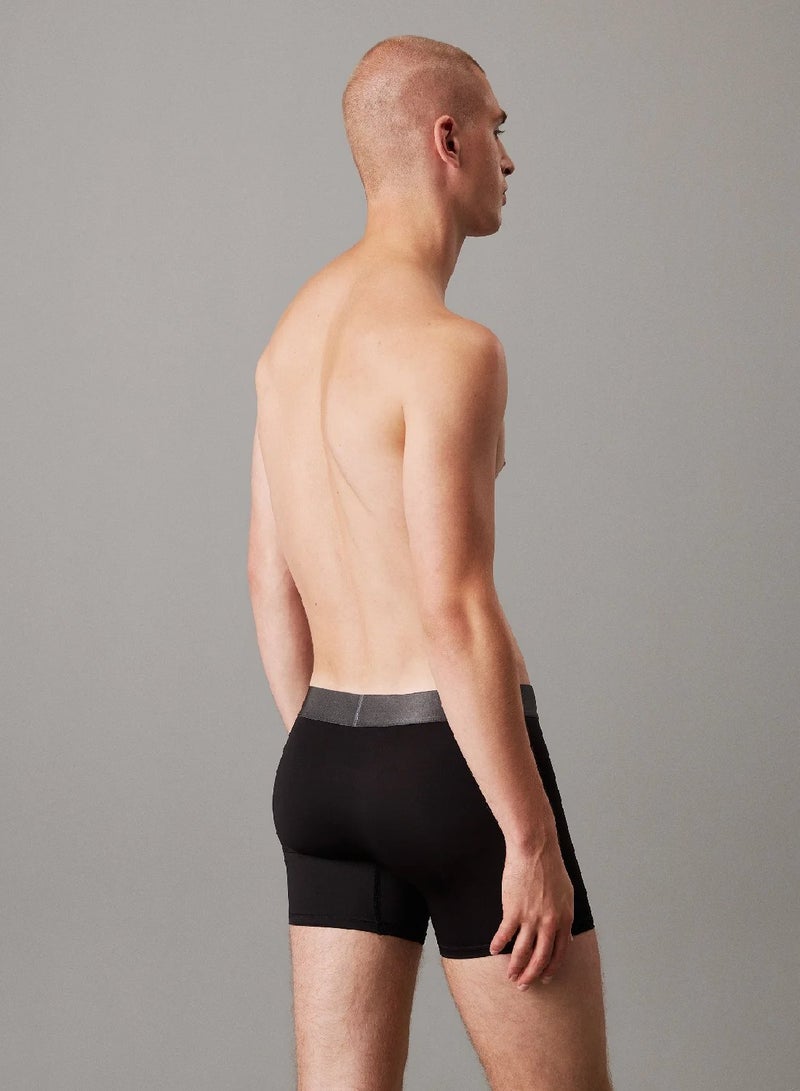 كالفن كلاين ثلاث عبوات بوكسر بريفز - مايكرو ستريتش - Image 3