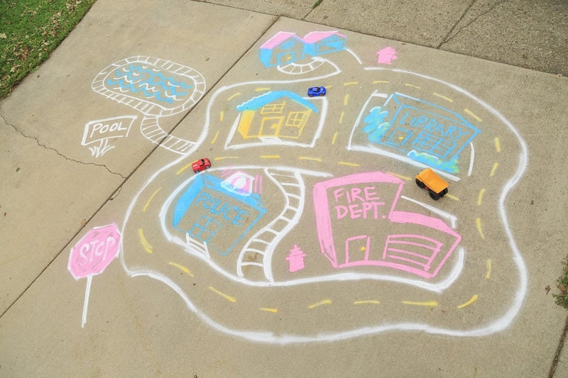 Testors Spray Chalk, White, 6 Ounce (Pack of 1), 307587 - Image 2