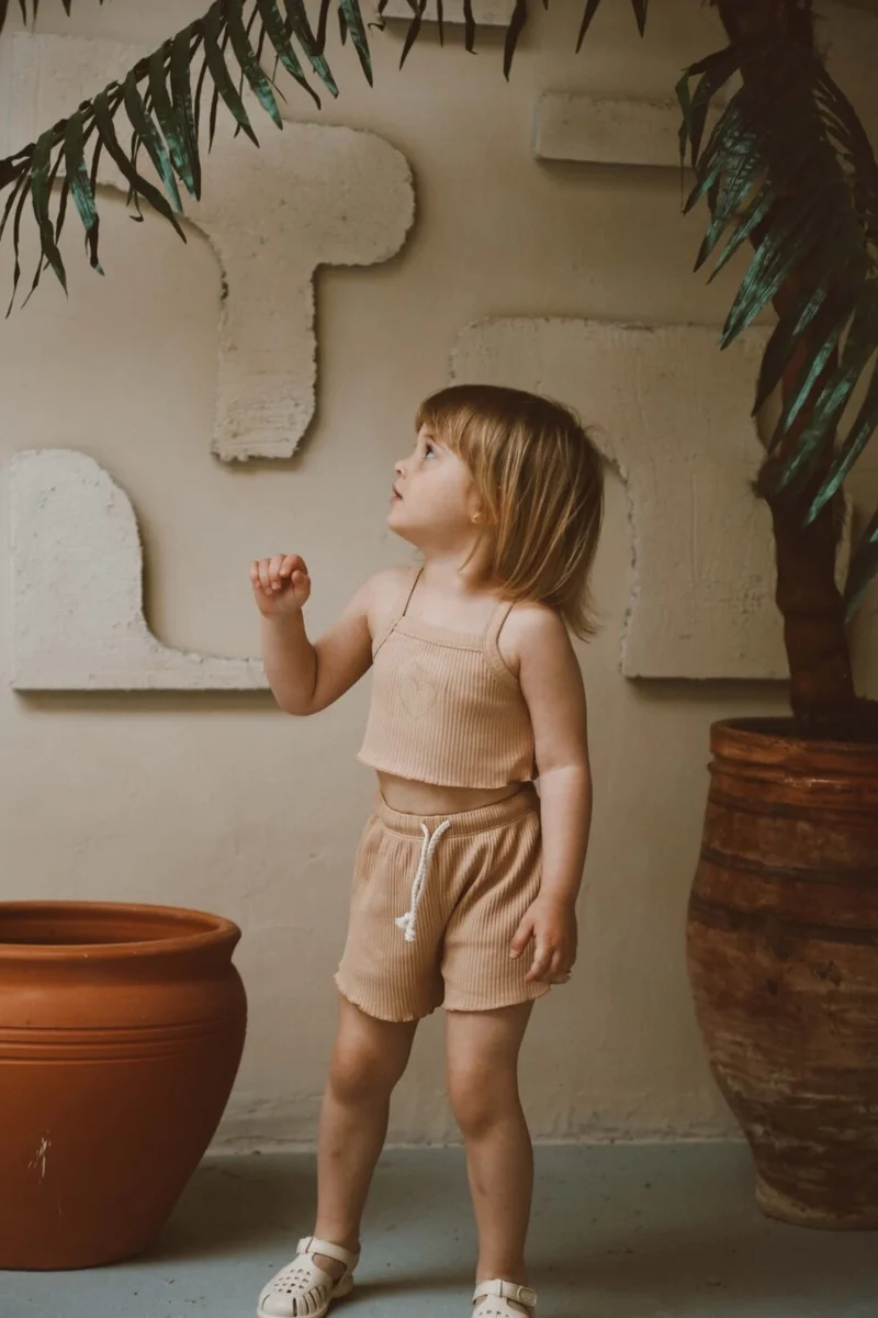 اوهلالا كوالا Heart Crop Top and Shorts Set