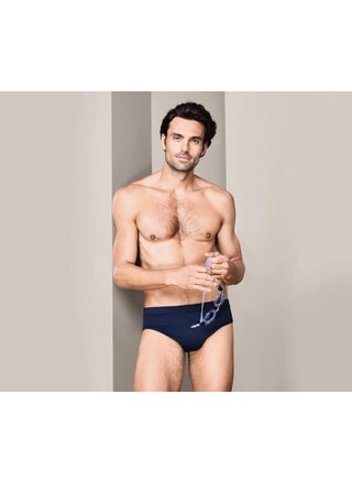 Men Plain Swimming Trunks, Navy - pzsku/Z6E40A4F6D886E4524A0FZ/45/1746201693/0efb5c95-6467-404b-b54d-e4314e892f56