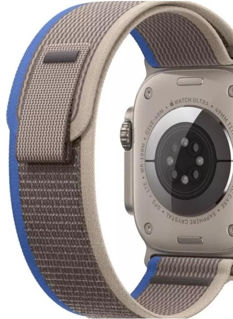 The new Apple Watch bracelet has a wonderful  modern shape  blue color with gray size 49