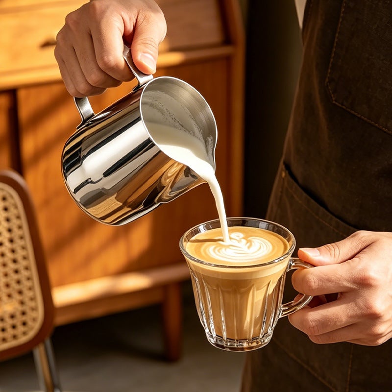 Slanted Edge Latte Art Pitcher 304 Stainless Steel Thickened Milk Frothing Cup with Scale 600ml for Coffee - Image 4