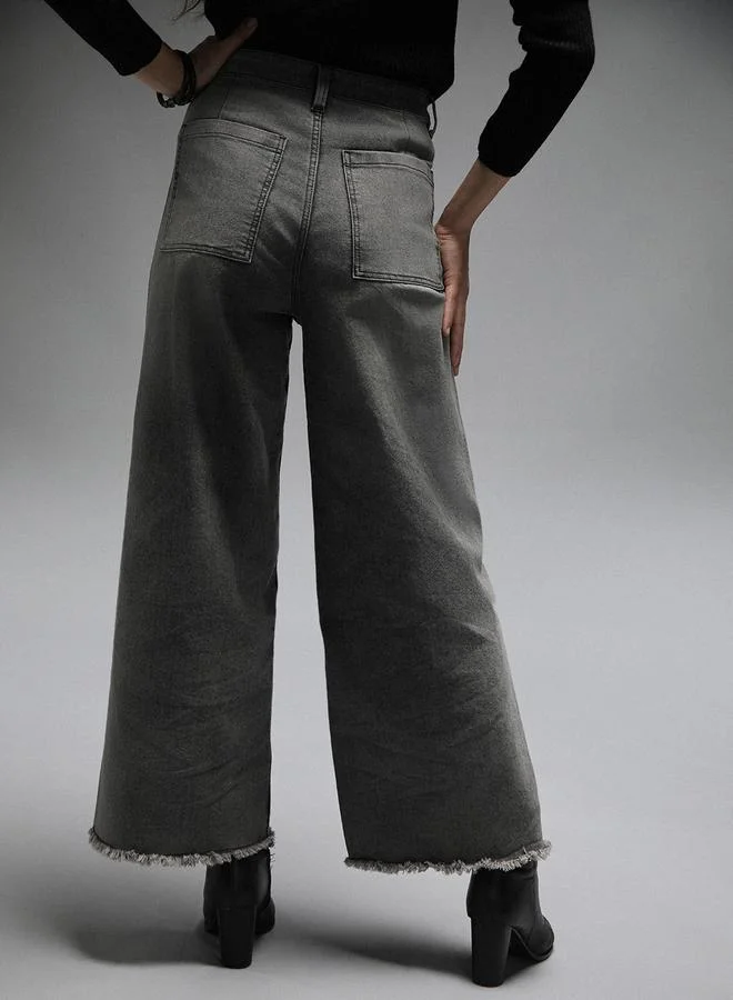 HIGH STAR HIGH STAR High Rise Faded Flared Jeans with Raw Edge Hem