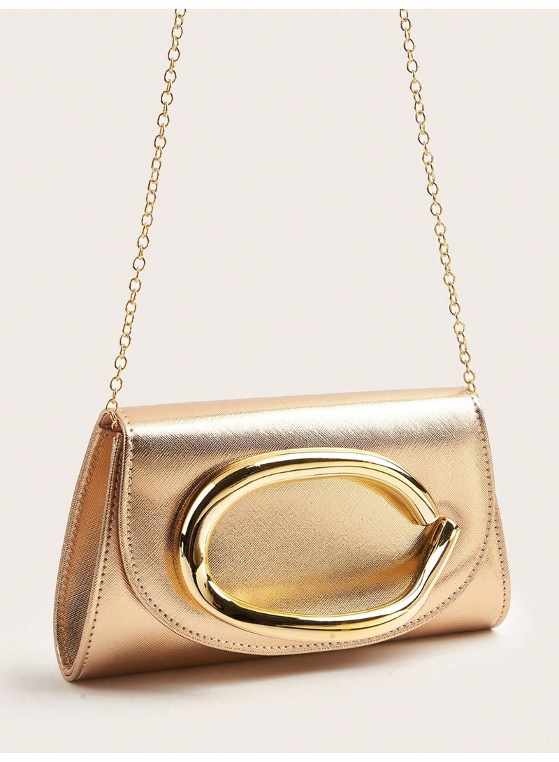 حقيبة سهره نسائية باللون الذهبي بتصميم عصري - Image 4