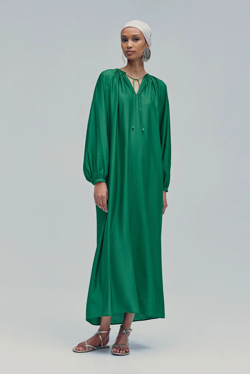 H&M Balloon-sleeved dress