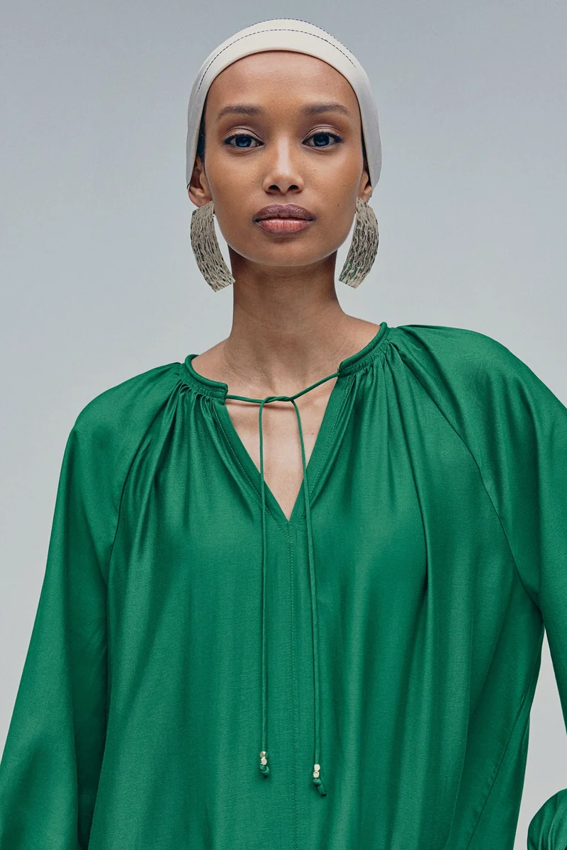 H&M Balloon-sleeved dress