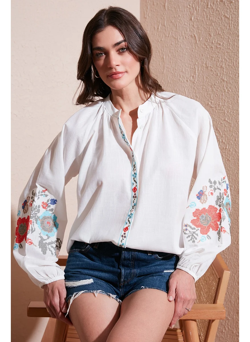 Lela Embroidered Cotton Regular Fit Balloon Sleeve Summer Shirt Women's Shirt 611BZ0173