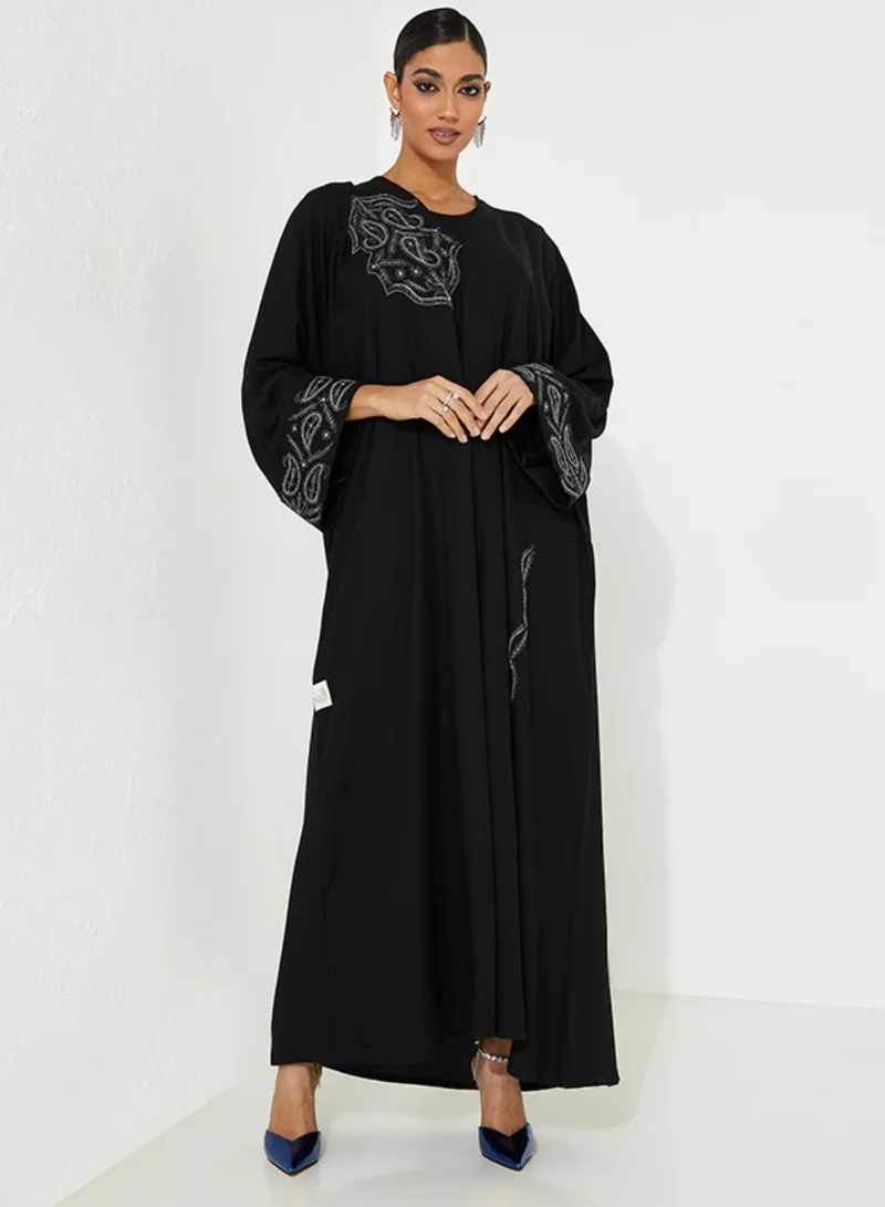 روزيت عباية Black Abaya with Navy and silver Stitching design