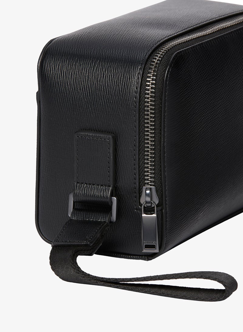CALVIN KLEIN Emblem Hardware Bracelet Strap Washbag - Image 4