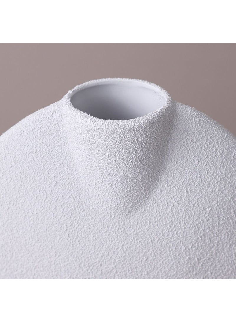 DANUBE HOME مزهرية ليكسي كراميل الخزفية – مزهرية زهور زخرفية عصرية لغرفة المعيشة، طاولة الطعام والمكتب، قطعة فخمة من الفخار بتصميم بسيط لتزيين المنزل وتنسيق الديكور L31 X W13.8 X H34Cm بيضاء - Image 2