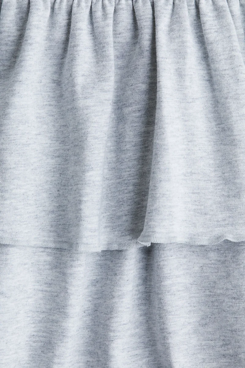 اتش اند ام تنورة بطبقات مع خصر مطوي