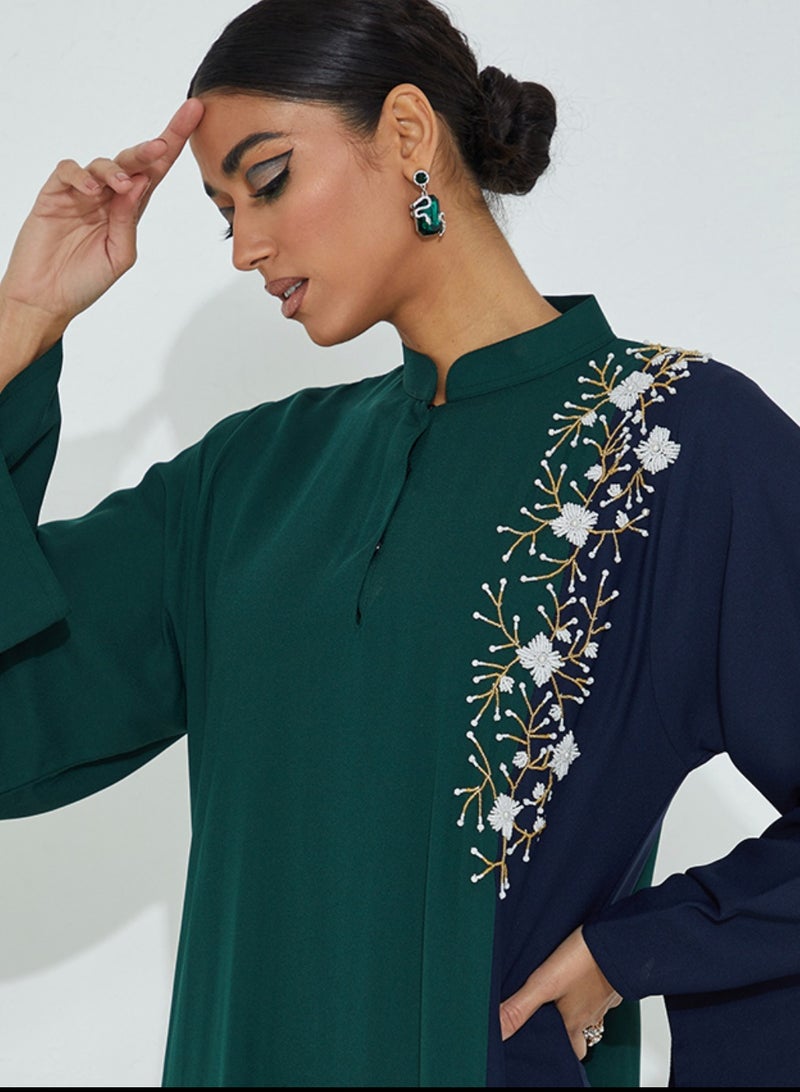 Rosette Abaya Stylish Abaya With two colors & hand flowers embroidery - Image 2