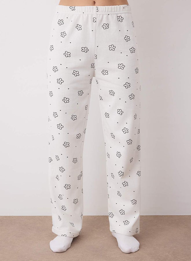trendyol White Cotton Floral Covered Pocket Detailed Knitted Pajama Set THMAW25PT00227 - Image 3