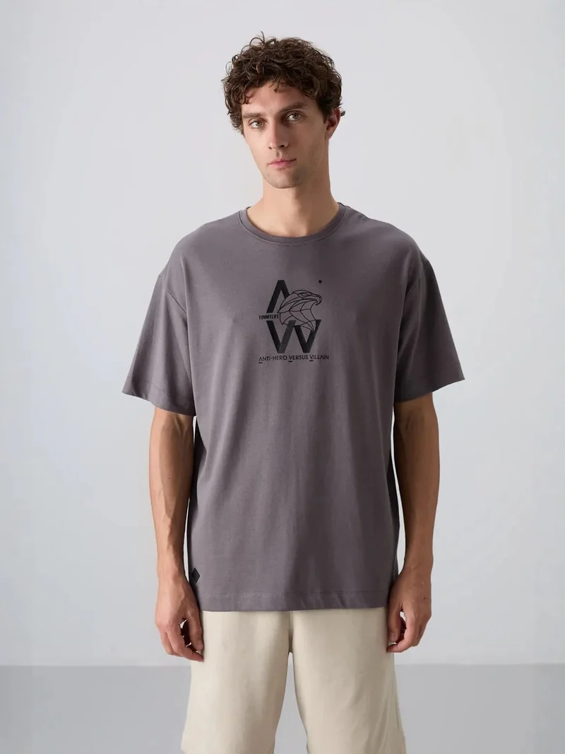 تومي لايف TOMMY Oversized Logo Crew Neck T-Shirt