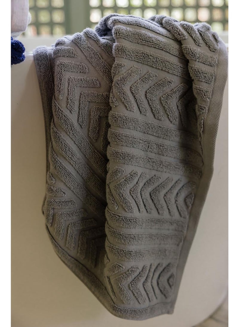 More cottons More cottons Streams Jacquard Towel 600 GSM 100% Cotton(Light Grey)50X100CM  - Image 5