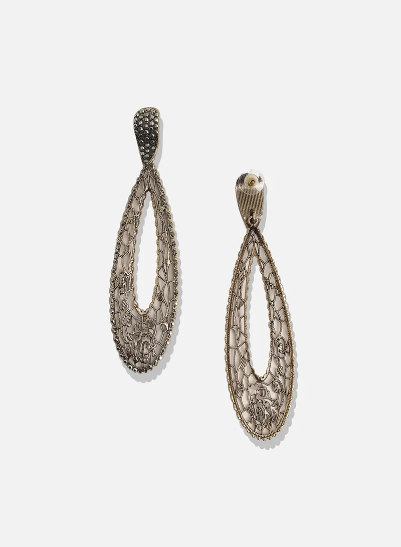 SOHI Intricate Oval Rose Artificial Drop Earring Jewellery