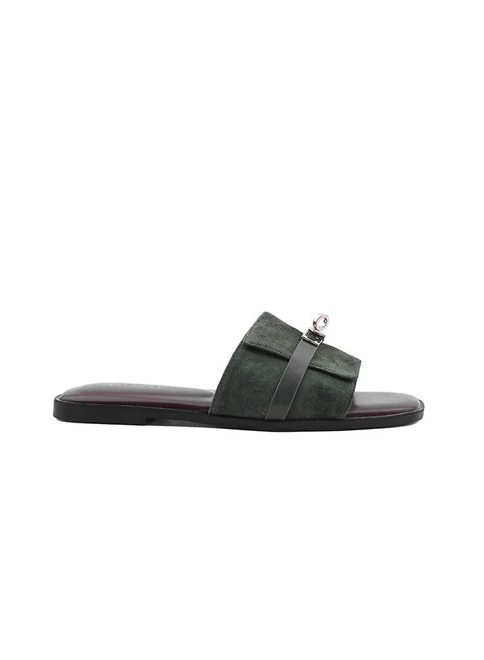 كابلي Flat Sandal – Deep Neutral Comfort