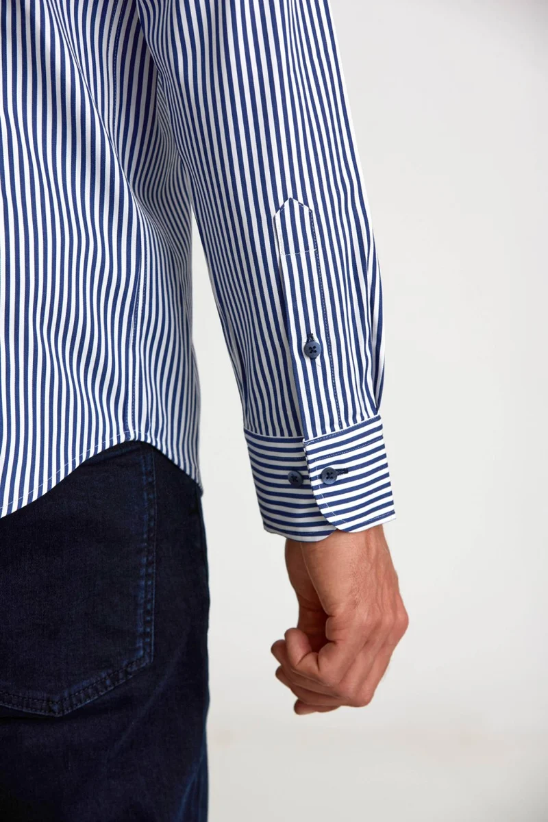 Bisse Sports Shirt Modern Fit Loose Sleeve Pasha Collar Buttoned King Mid Line Satin Pattern. B.z.  Navy blue GMCZG0822300220_D39