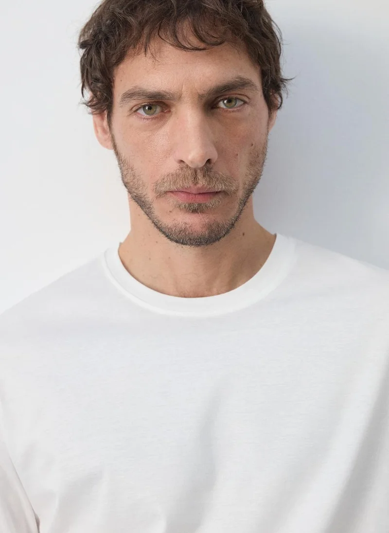 Mango Man 01-BLANCO Regular Fit T-Shirt 190Gsm for Men | Best Price UAE