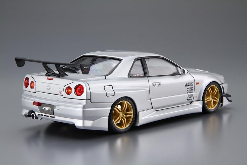 Aoshima Nissan C-West BNR34 Skyline GT-R â€™02 1:24 Scale Model Kit - Image 2
