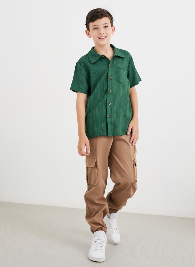 ستايلي قميص بتفاصيل بارزة الملمس مع أزرار - Image 2