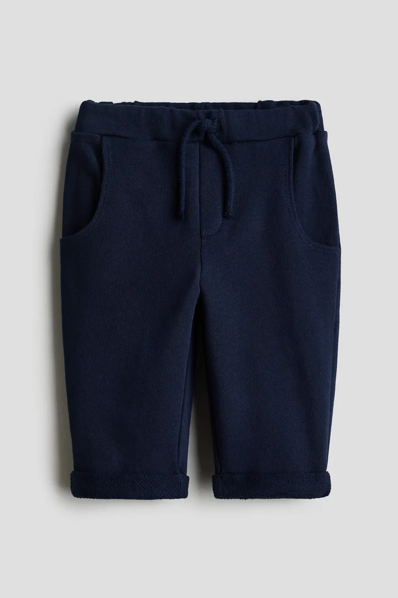 اتش اند ام بنطلون رياضي من نسيج سيوت-شيرت