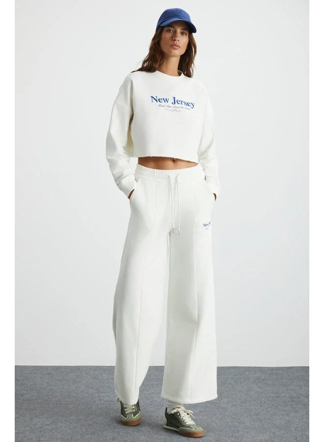 Ethiquet VIELKA Women's Organic Cotton Sweatpants with Faux Fur Lining, Ribbed, Embroidered Letter Detail, Beige Jogger Pants.