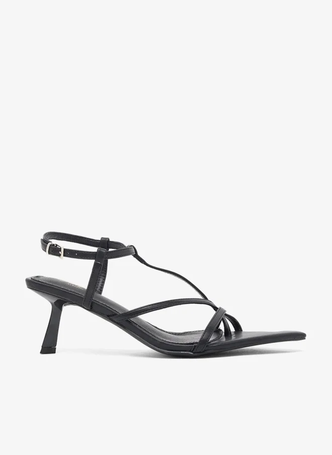 جينجر صندل بكعب عالٍ ومقدمة مدببة