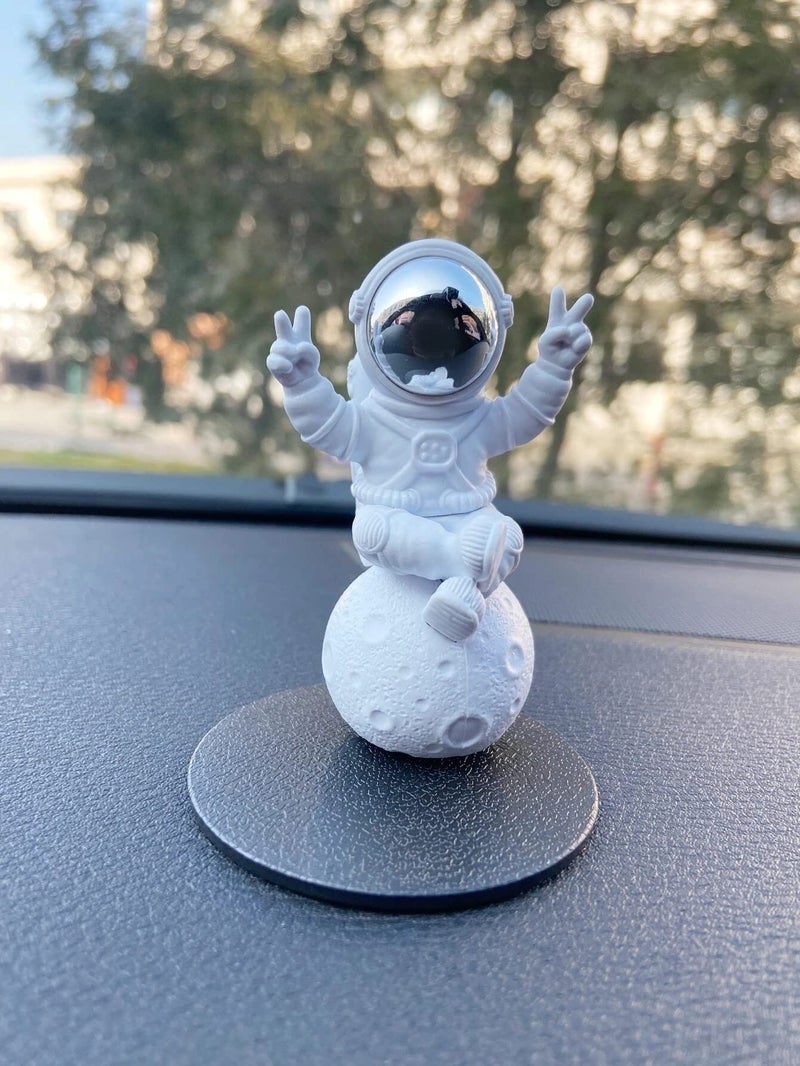 HEAVY DRIVER® Astronaut Figure Statue Figurine Sculpture Home Office Decoration Silver C - Image 1