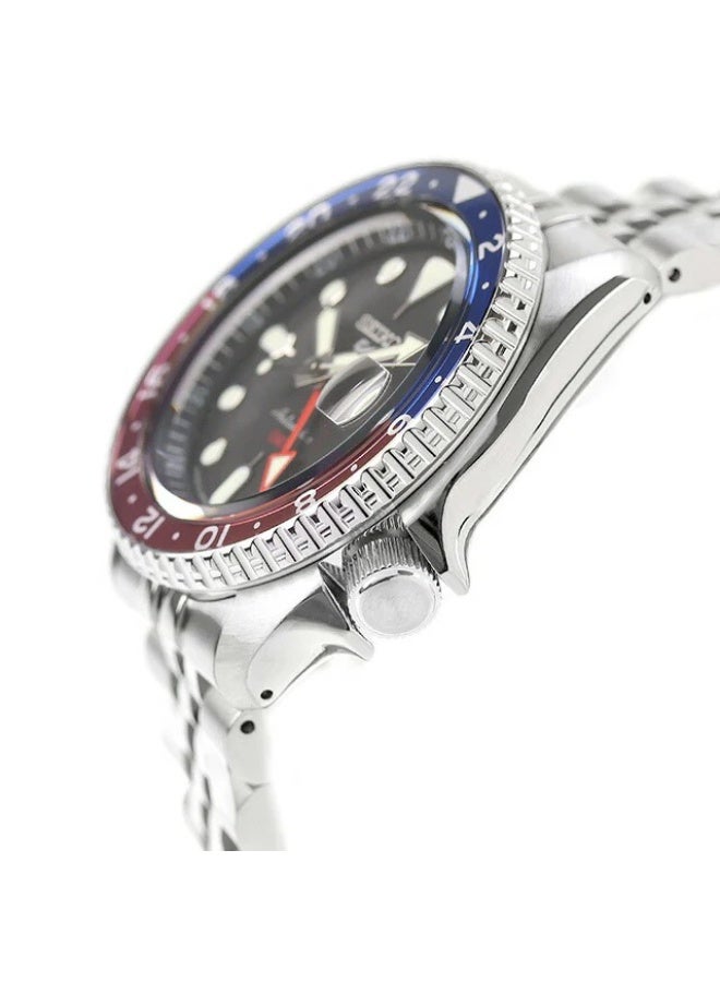 Seiko 5 Sports SKX Series GMT Automatic Men's Watch SBSC021, 42.5 mm Black Dial, Stainless Steel Bracelet, 100M WR - Image 2