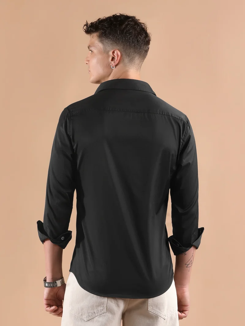 Beyoung Black Solid Regular Fit Shirt