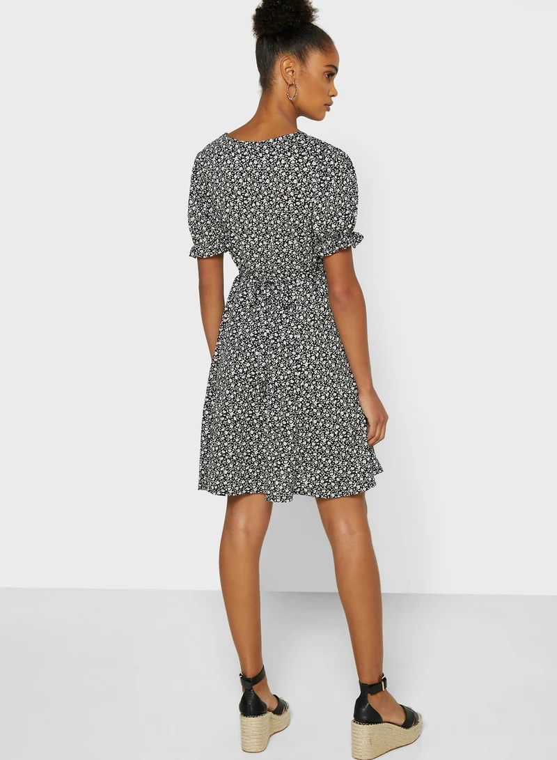 NEW LOOK Puff Sleeve Dress