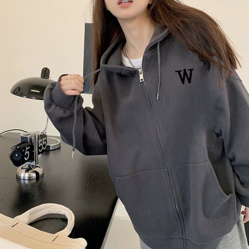 معطف سميك مبطن بالفleece للنساء بحجم زائد Fat Sister 300 Jin Wei Yi، سترة كاردigan فضفاضة عتيقة، مثالية للخمول في الخريف والشتاء - Image 1