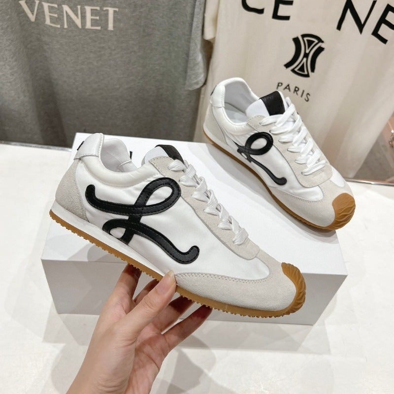 2025 Early Spring New Balet Runer2.0 Couple Style Asymmetric Toe Ballet Sneakers Forrest Gump Shoes Trend - Image 1