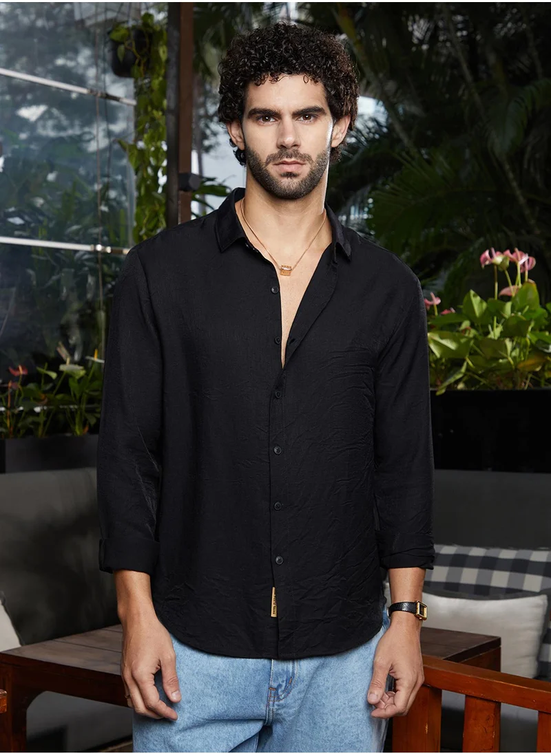 Campus Sutra Men's Onyx Black Breezy Wrinked Shirt